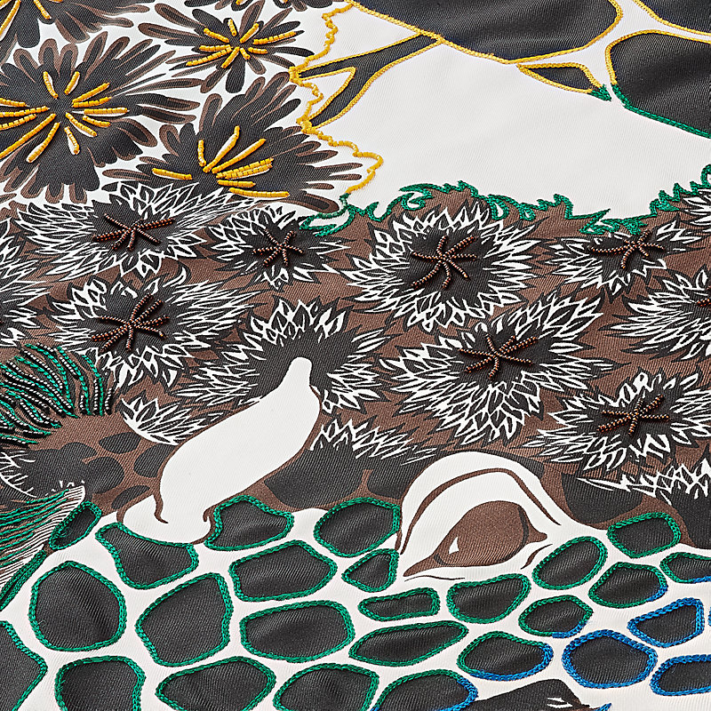 The Three Graces embroidered scarf 90 | Hermès Singapore